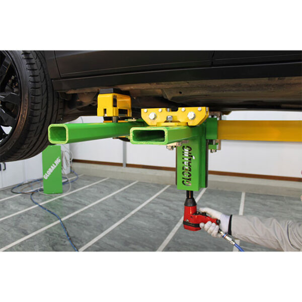 X-Pull - Sill Clamp View